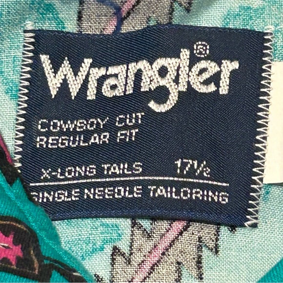 Wrangler Men’s Made in the USA Vintage Aztec Casual Button Down | Size XL 17.5” - Picture 6 of 9